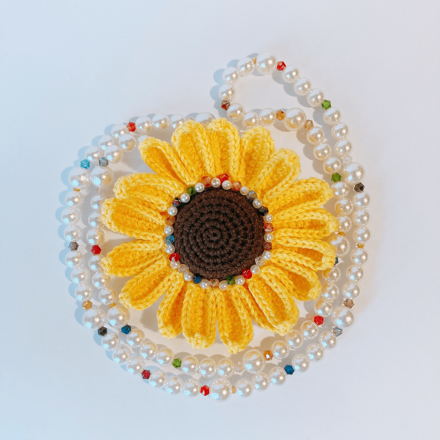 Collier tournesol en crochet avec perles