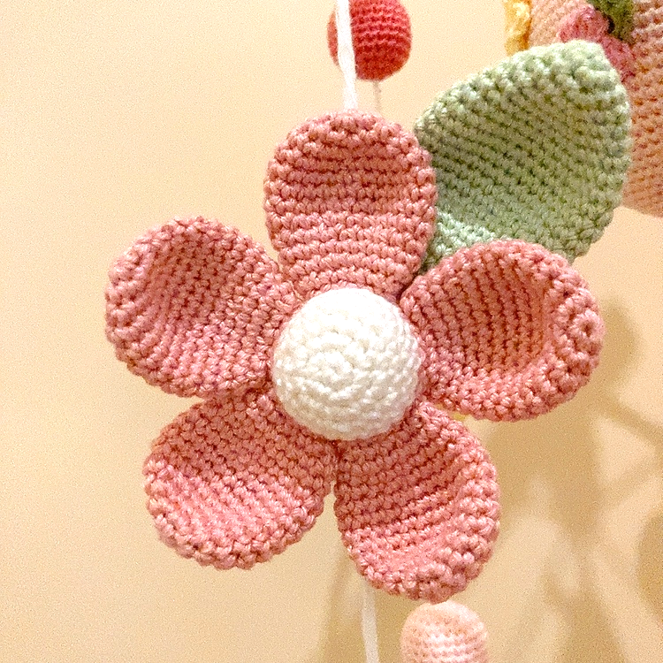 Mobile Bébé musical "Planète de fleurs"