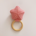 Hochet Étoile Bébé – Anneau Dentition en Bois & Crochet Fait Main