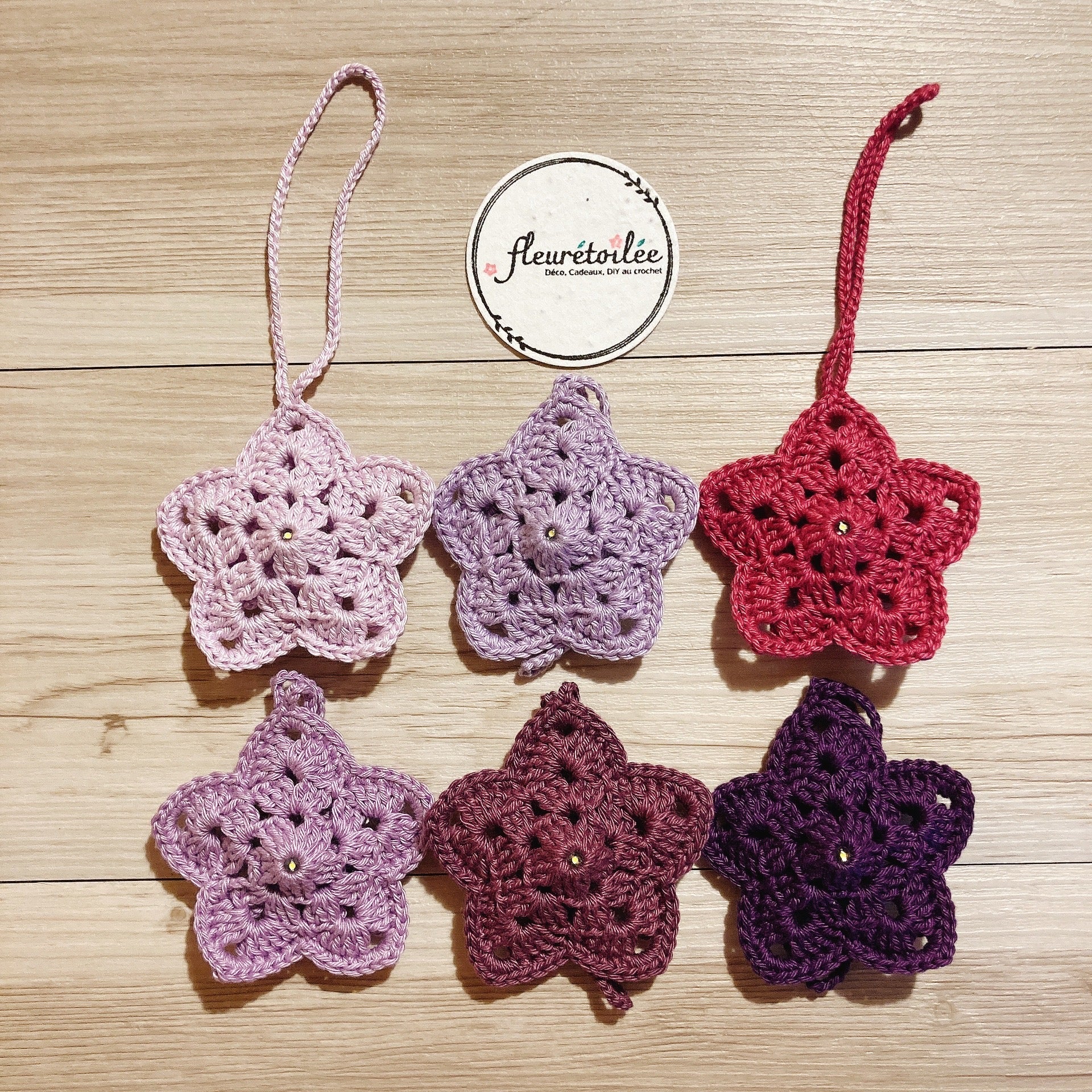 Étoiles lumineuses au crochet Fleurétoilée