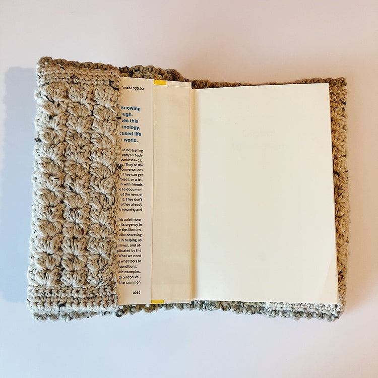 Pochette de Livre en Laine Fleurétoilée