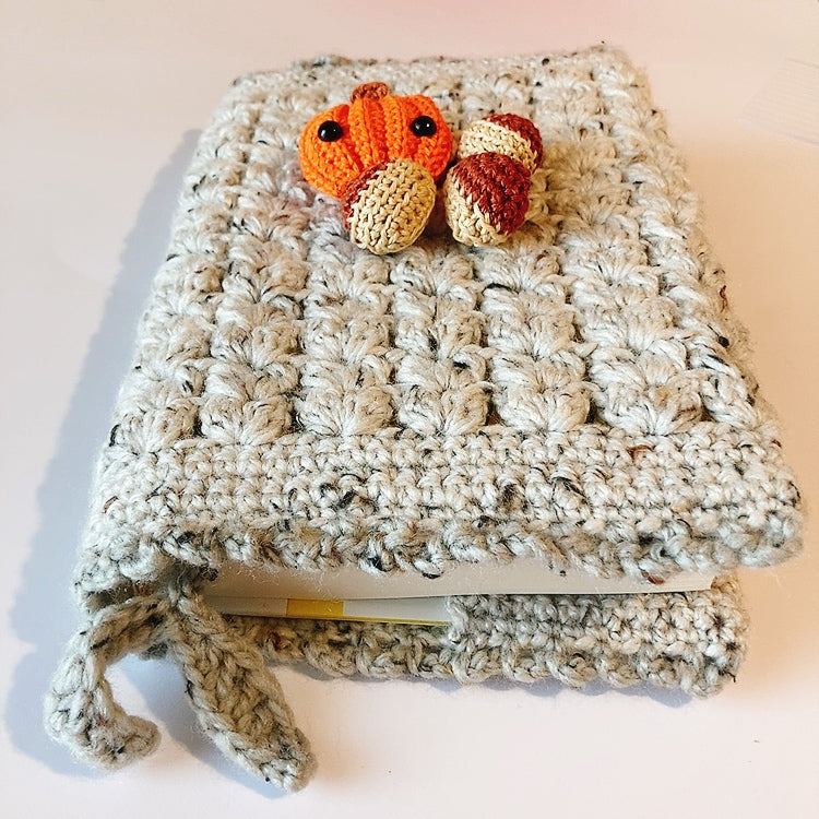 Pochette de Livre en Laine Fleurétoilée
