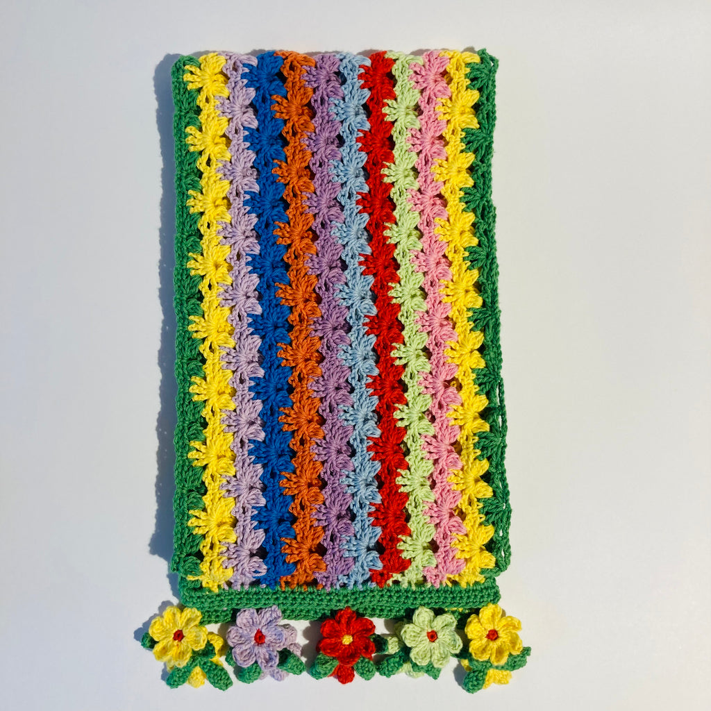 Écharpe au crochet couleur vivacité Fleurétoilée