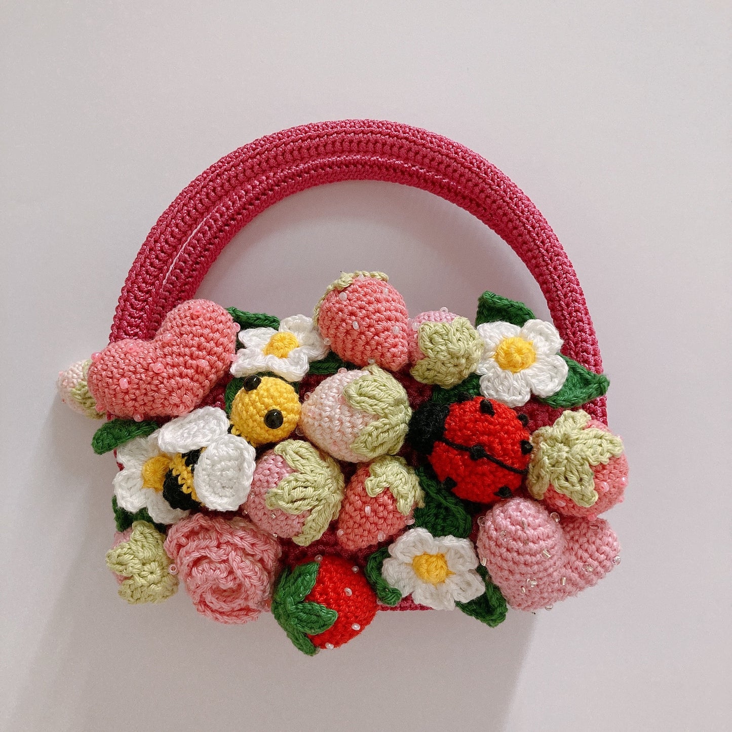 Mini sac à main au crochet - Fraises et cœurs