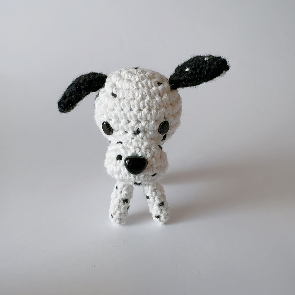 Mobile Bébé noir et blanc Évolutif "Les adorables Dalmatiens" - Crochet Fait Main
