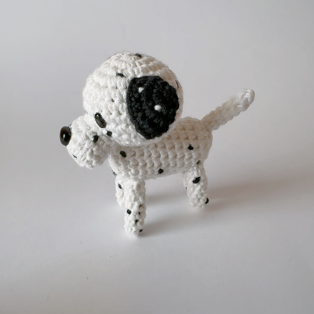 Mobile Bébé noir et blanc Évolutif "Les adorables Dalmatiens" - Crochet Fait Main