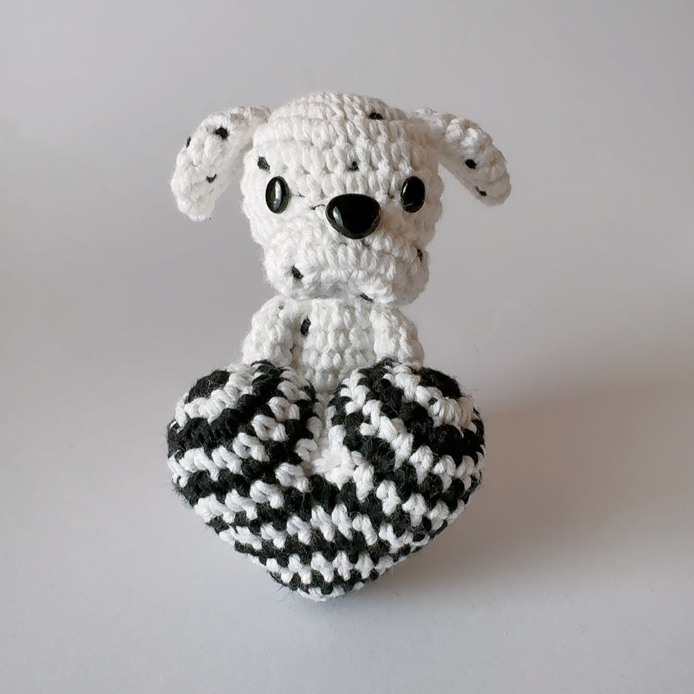 Mobile Bébé noir et blanc Évolutif "Les adorables Dalmatiens" - Crochet Fait Main