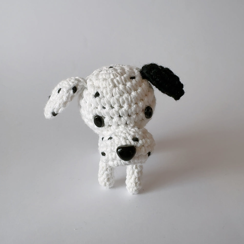 Mobile Bébé noir et blanc Évolutif "Les adorables Dalmatiens" - Crochet Fait Main