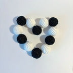 Mobile Bébé noir et blanc "Le Jardin Stellaire" – Crochet Fait Main