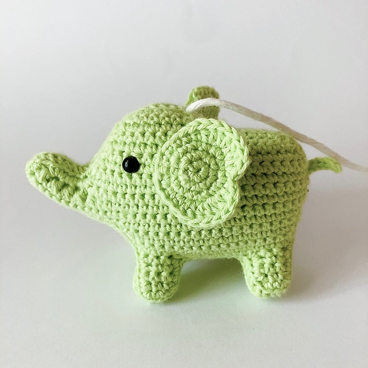 Mobile Bébé Éléphants en Crochet