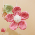 Mobile Bébé Fleurs & Bambi – Crochet Fait Main, Décoration Apaisante MÔBi MÛBi