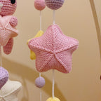 Mobile bébé étoilé en crochet – Lapin & Lune rose, fait main MÔBi MÛBi