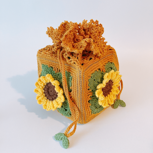 Pochon Tournesols au crochet Fleurétoilée
