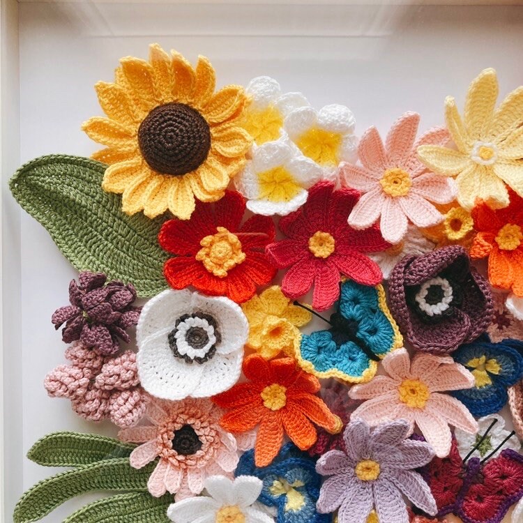 De toutes mes fleurs : Coeur rempli de fleurs au crochet.