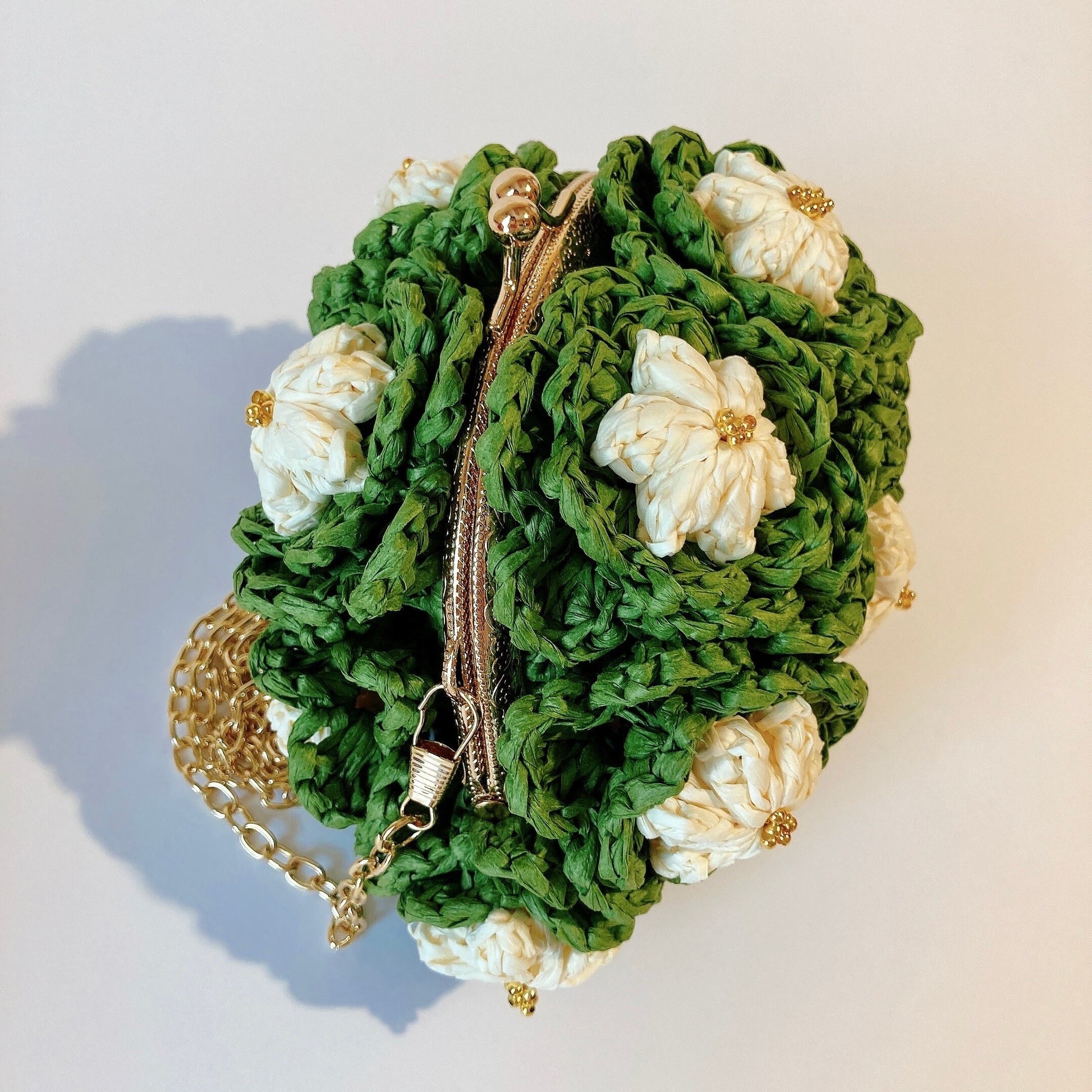 Boule de fleurs : Mini sac bandoulière en crochet