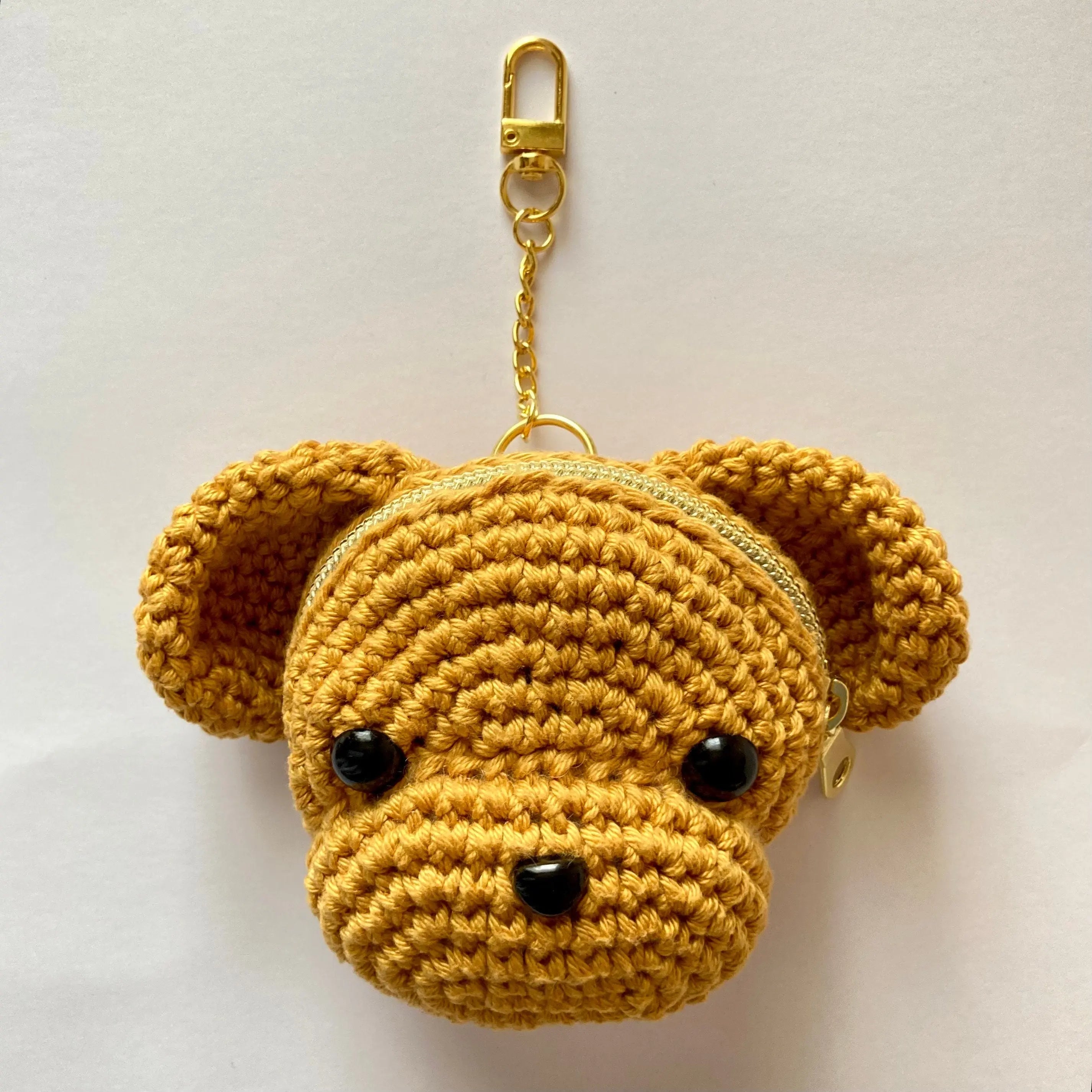 Porte-monnaie en forme de tête de chien (au crochet)